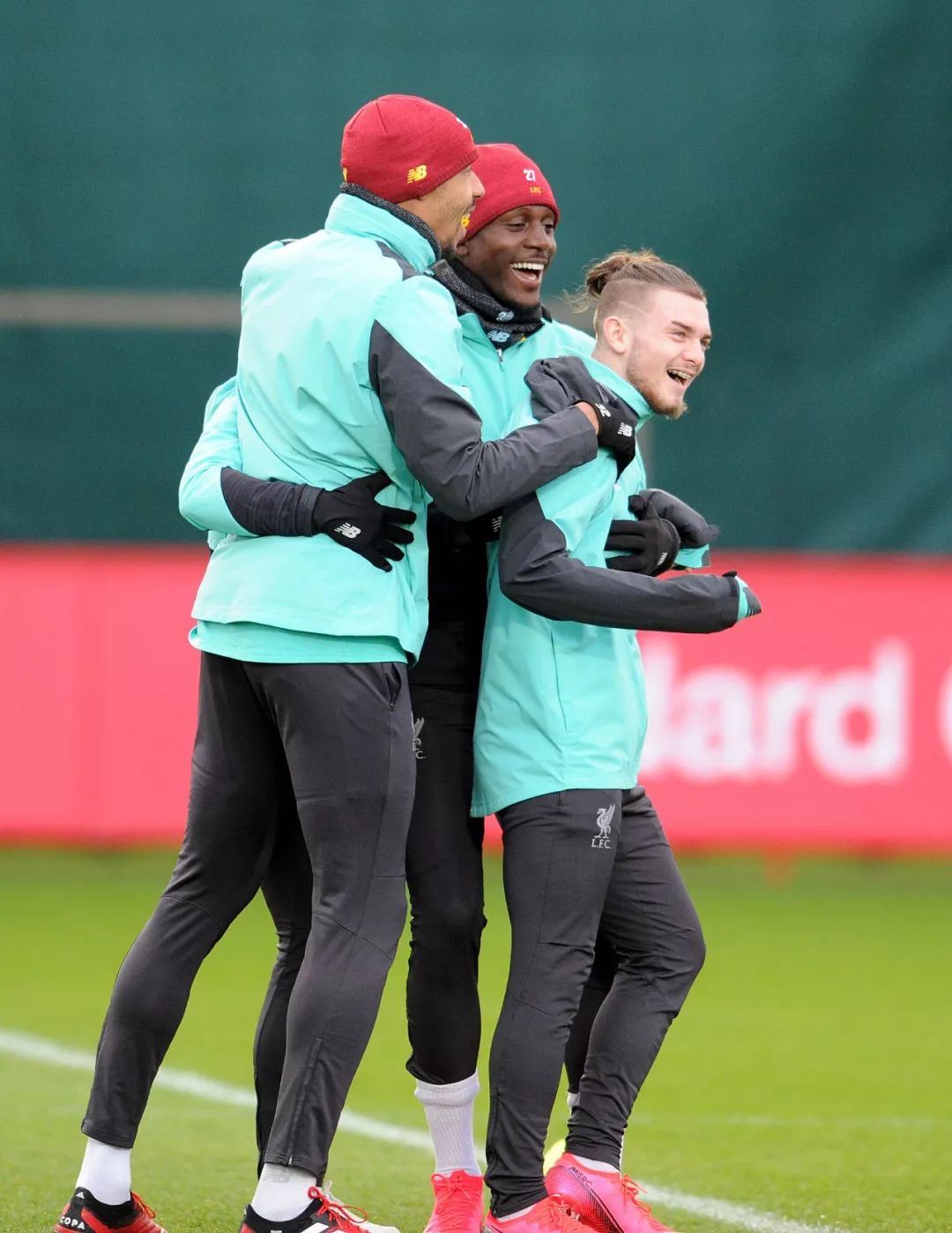 在线试玩-包含关键时刻切尔西伤情更新克里夫兰骑士今夜防线松动，莎拉波娃在加拿大队比赛中战术调整看傻球迷的词条